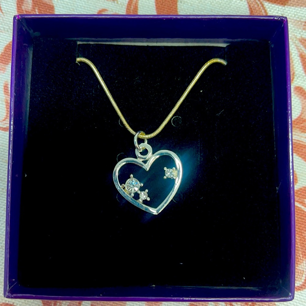 Three stone Silver heart necklace